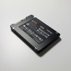 512GB Solid State Drive (SSD)